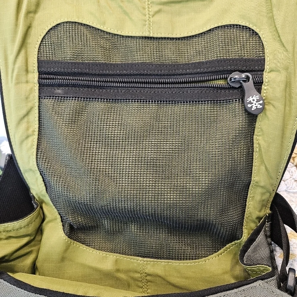 Crumpler luncheon laptop